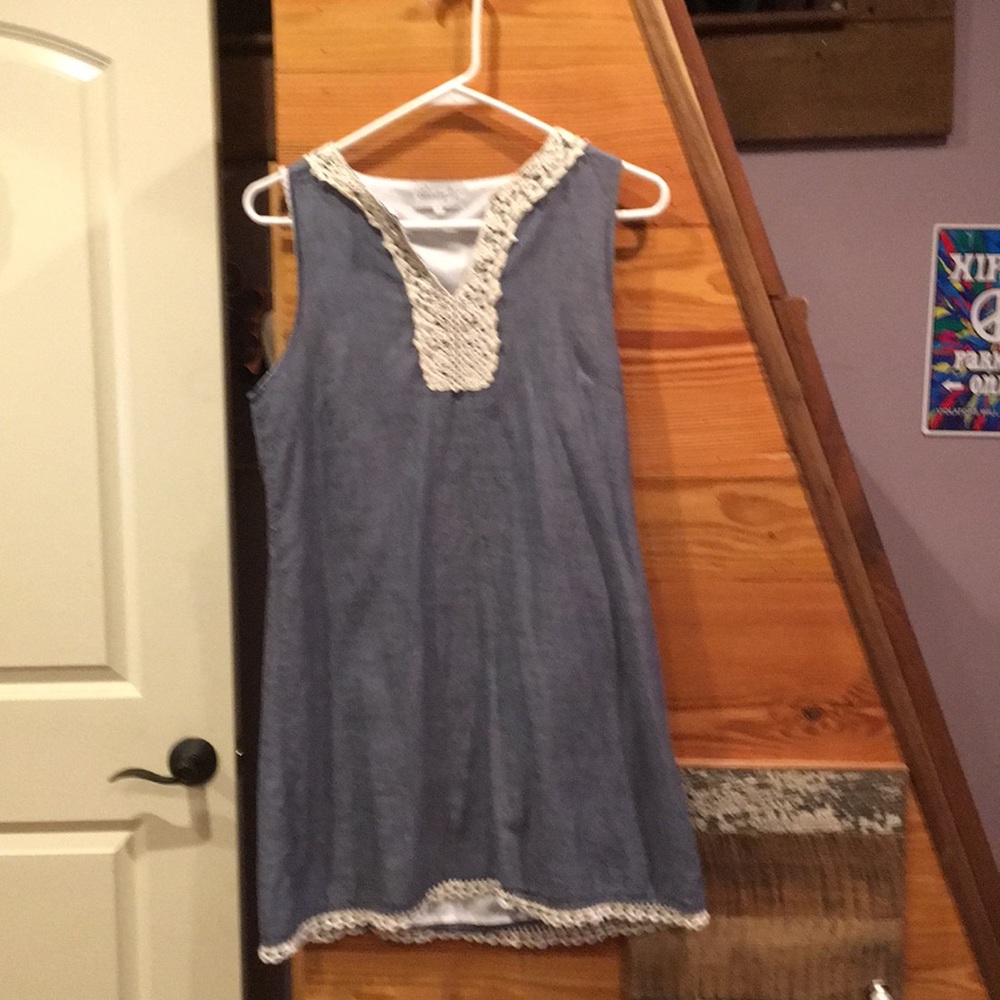 Women’s dress